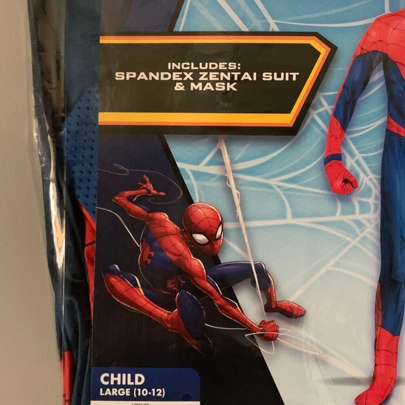NIP. MARVEL Kids Spider-Man Costume - Picture 3 of 4